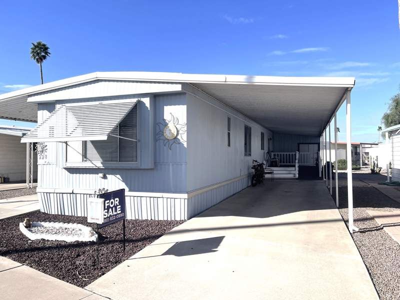 305 S. Val Vista Drive #228