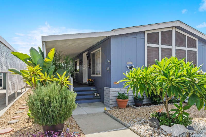 1456 E Philadelphia St #158