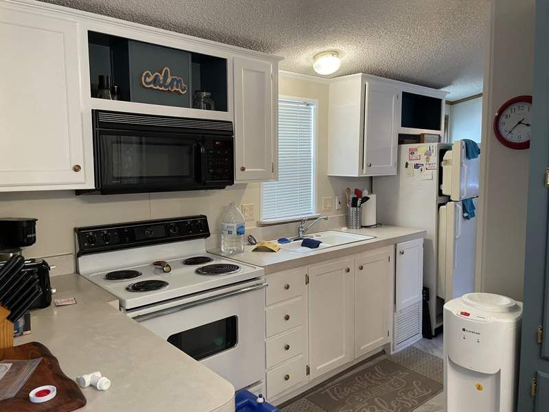 10442 N Frontage Rd #380