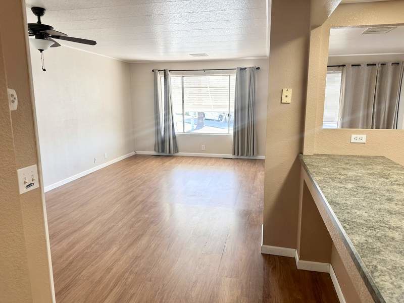 4065 E. University Drive #4