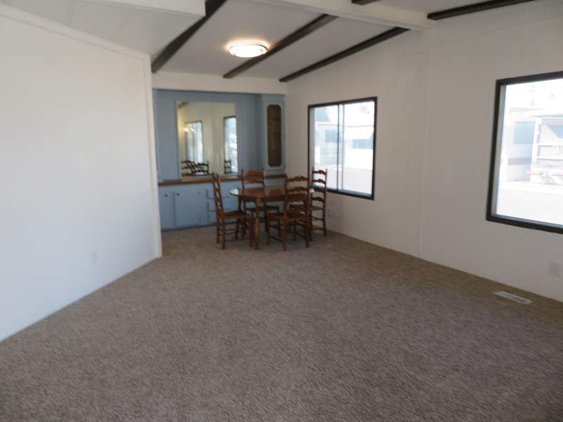 4065 E. University Drive #456