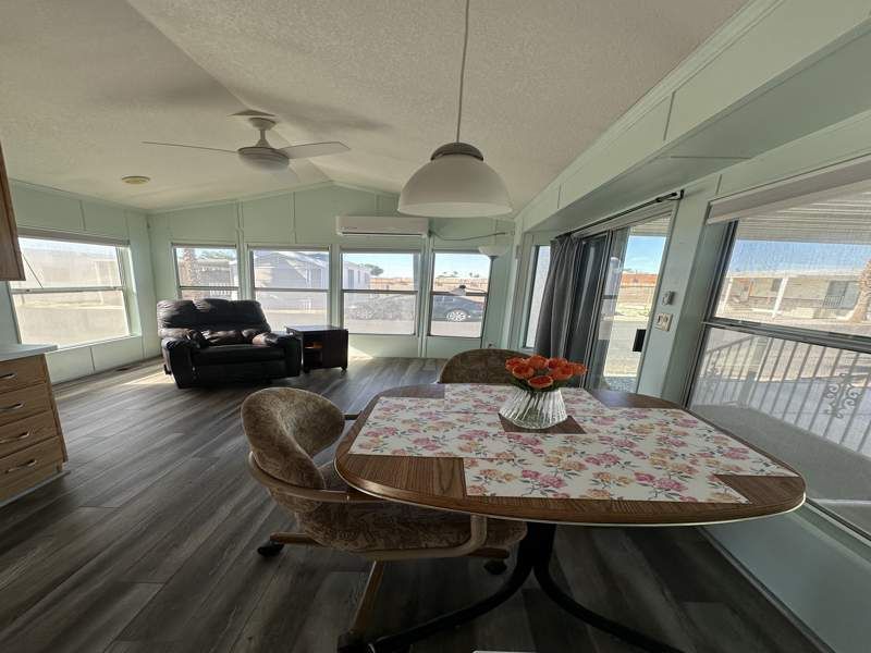 10442 N Frontage Rd #137