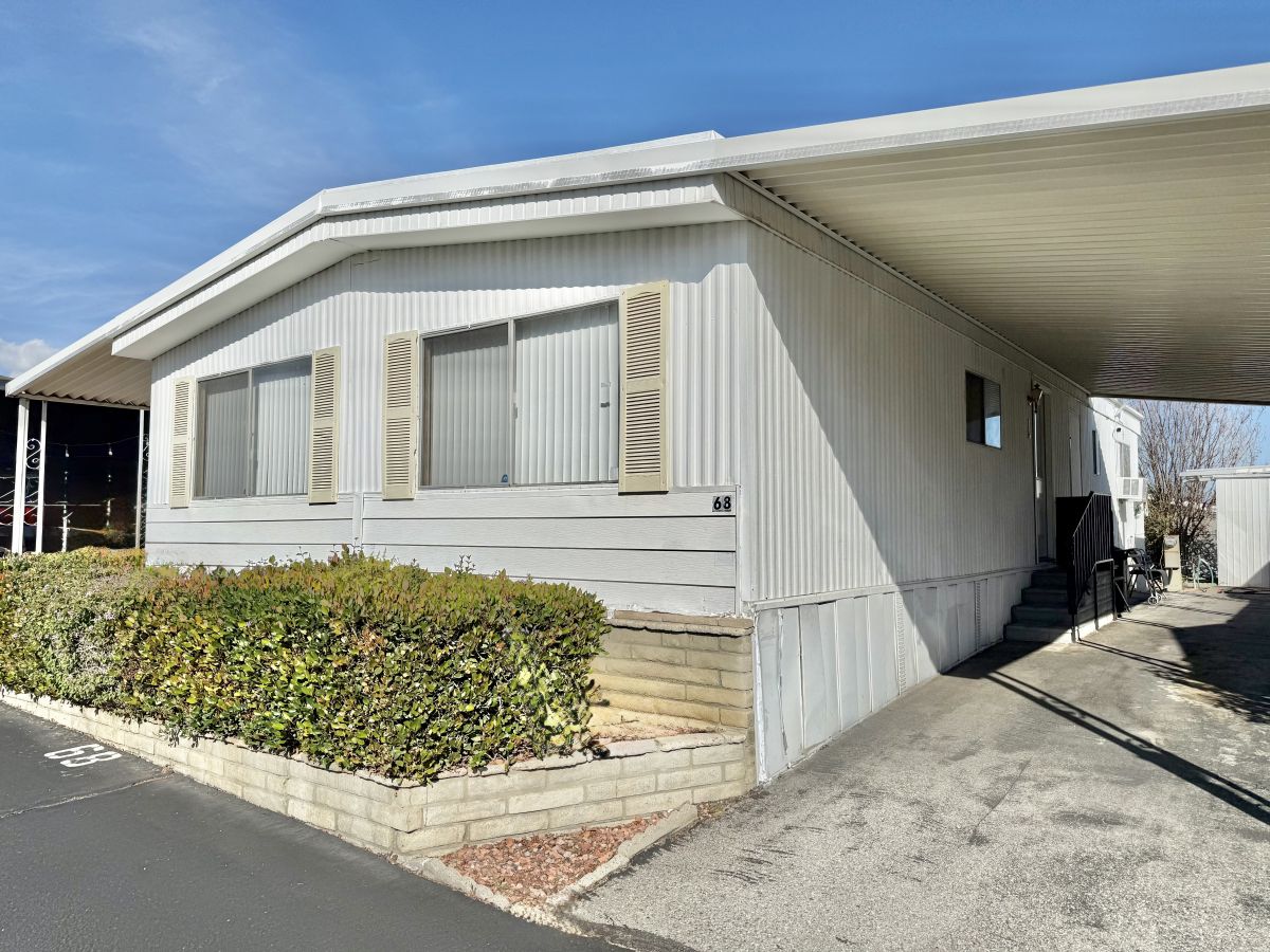 2200 W Wilson St # 068