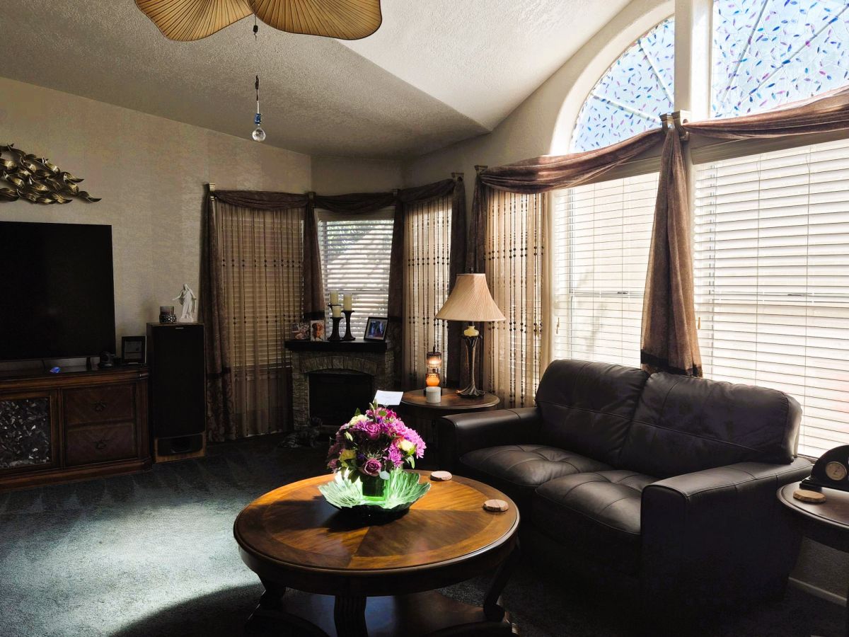 2400 E BASELINE AVENUE, #136