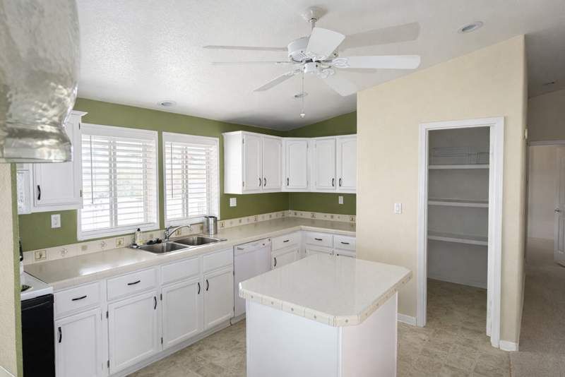 3300 E. Broadway Rd. #59