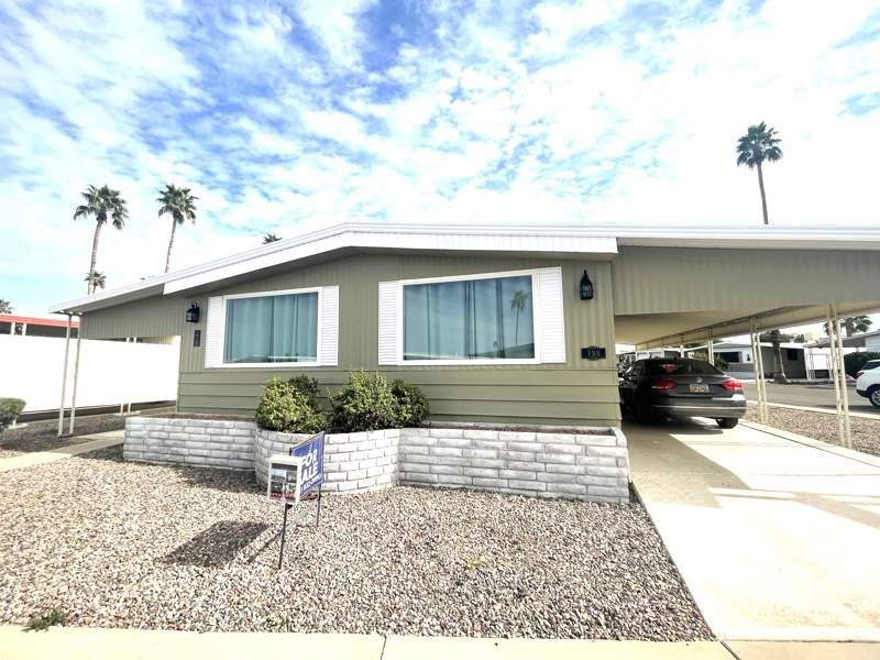 305 S. Val Vista Drive #198