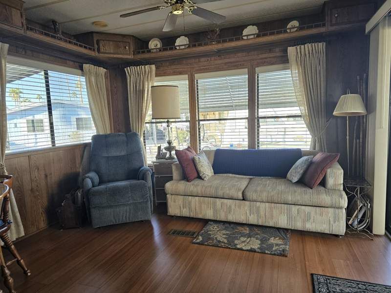 305 S. Val Vista Drive #302