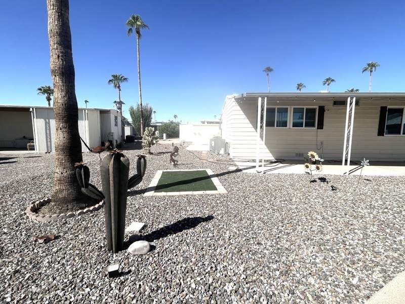 305 S. Val Vista Drive #376