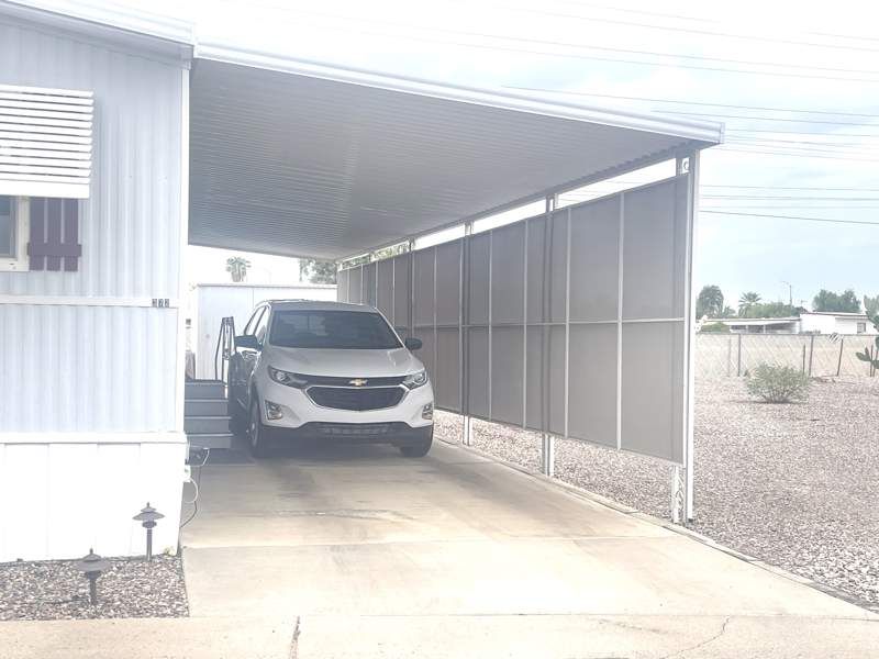 305 S. Val Vista Drive #372