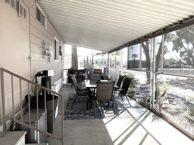 305 S. Val Vista Drive #436