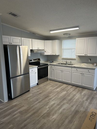 528 Tropical Isles Circle