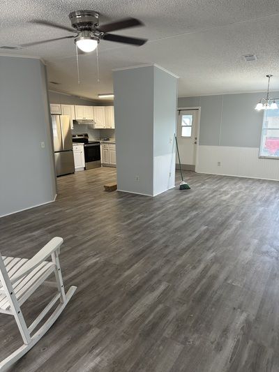 528 Tropical Isles Circle