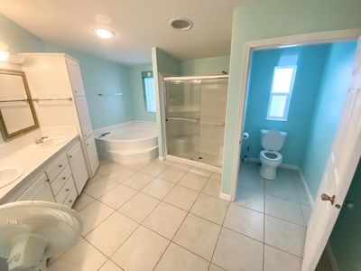 436 Tropical Isles Circle