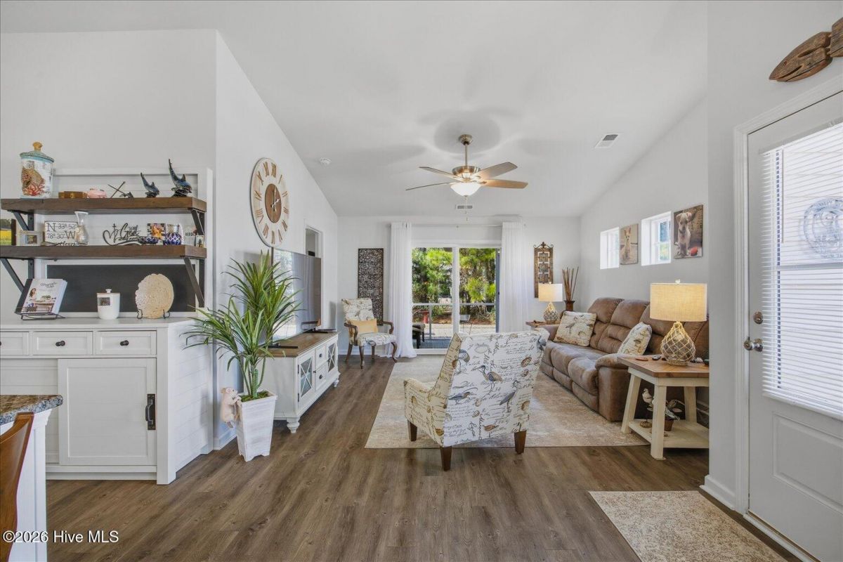 92 Calabash Lakes Boulevard