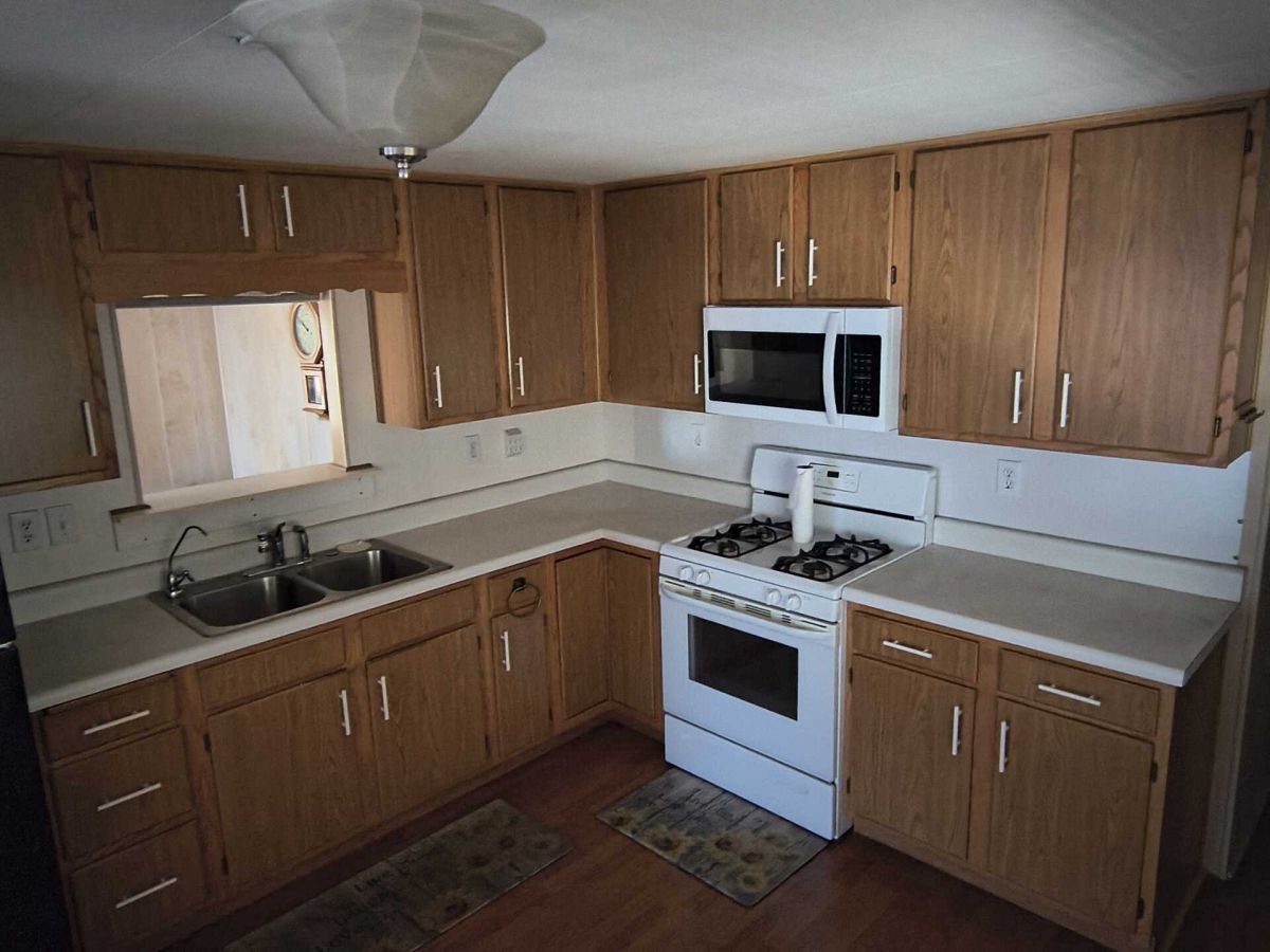 5201 W Camelback Rd, Site E105