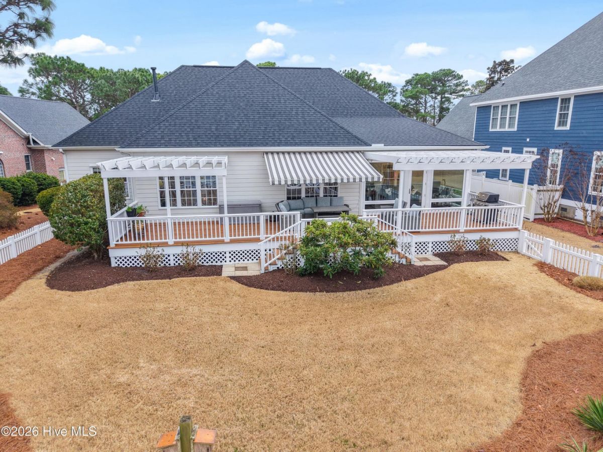 3498 Members Club Boulevard