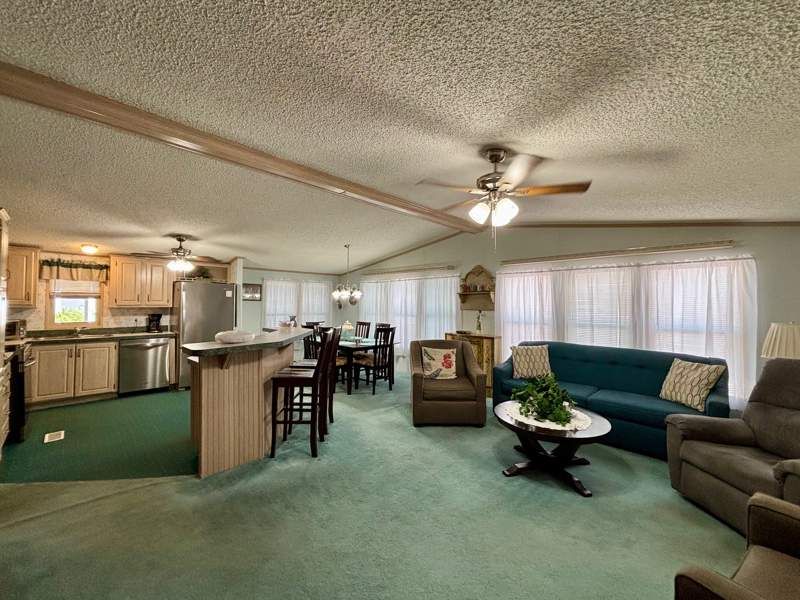 437 E. Germann Rd. #LT074