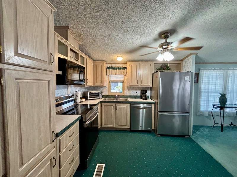 437 E. Germann Rd. #LT074