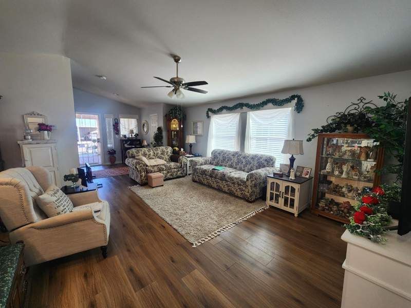 437 E. Germann Rd. #LT041