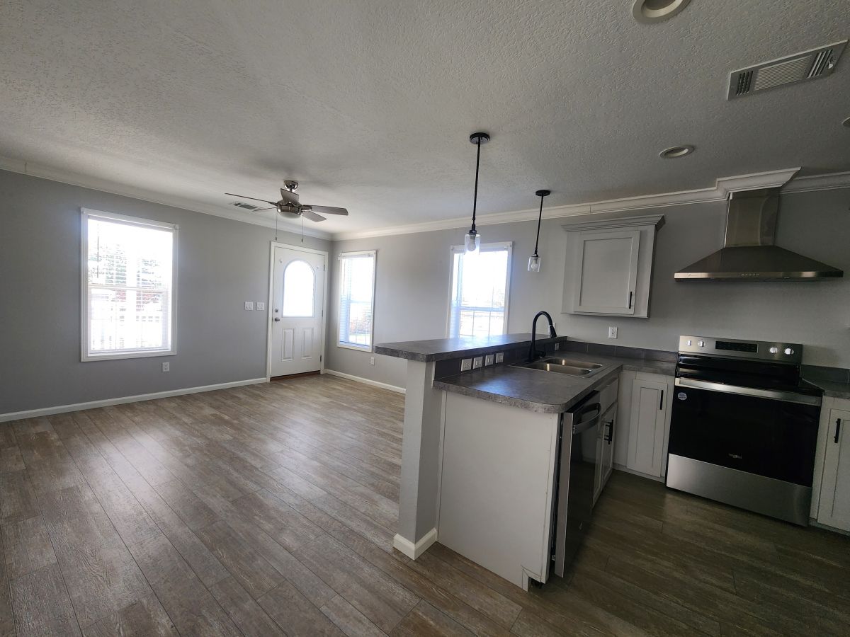 3000 US HWY 17/91 W Lot# 0200