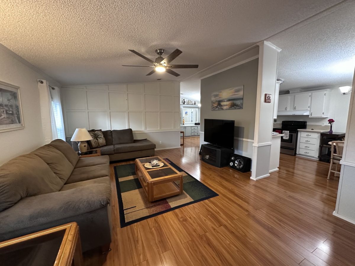 2056 EAST LAKEVIEW DRIVE