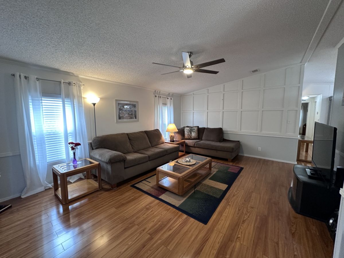 2056 EAST LAKEVIEW DRIVE