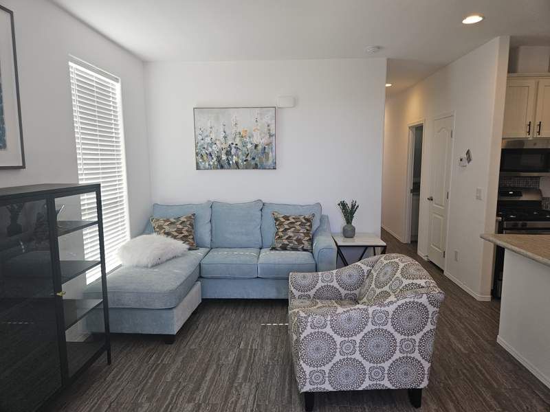 2305 W Ruthrauff Rd #E9