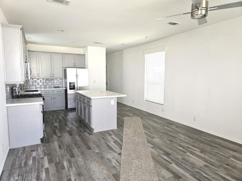 2305 W Ruthrauff Rd #F2