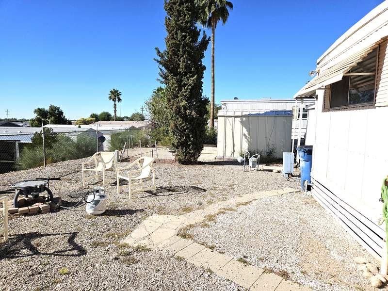 2305 W Ruthrauff Rd #B18