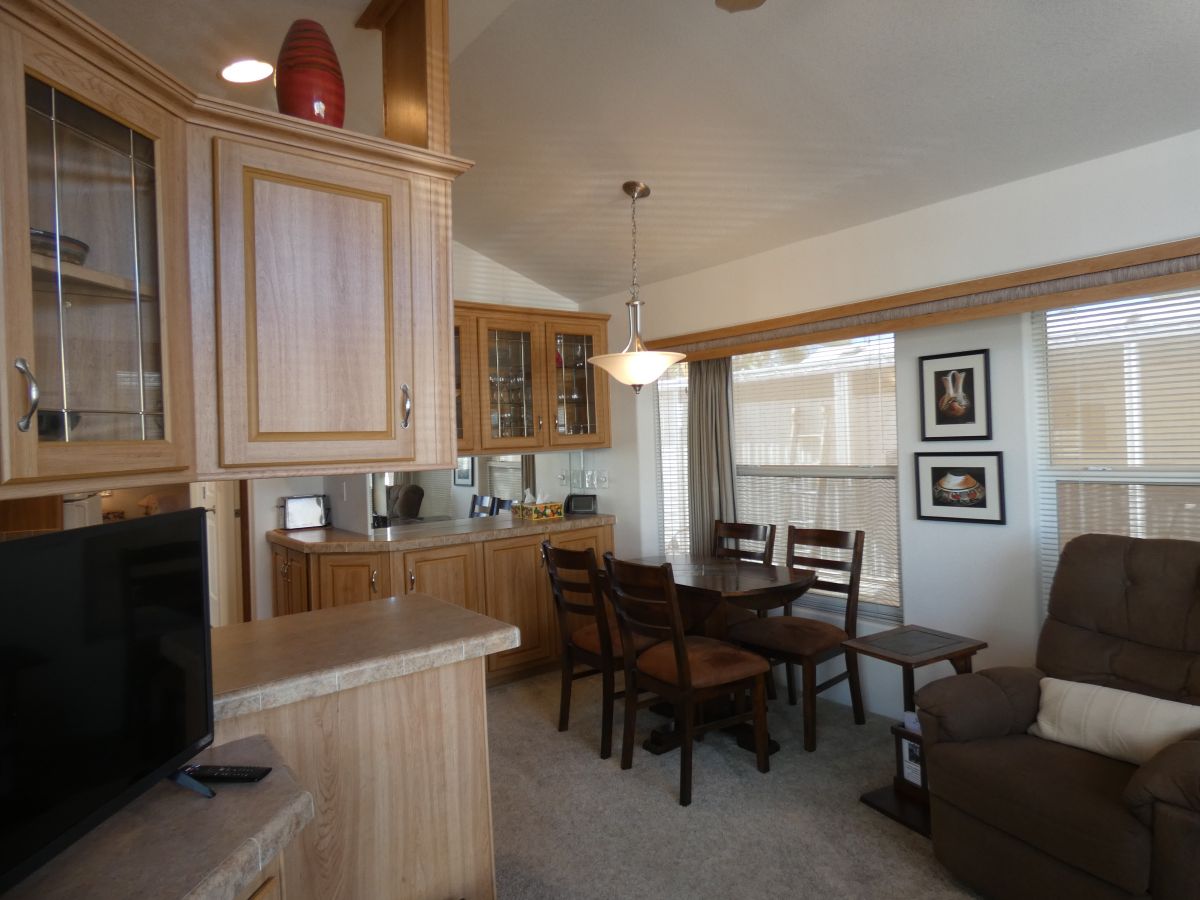 1110 North Henness Rd 255