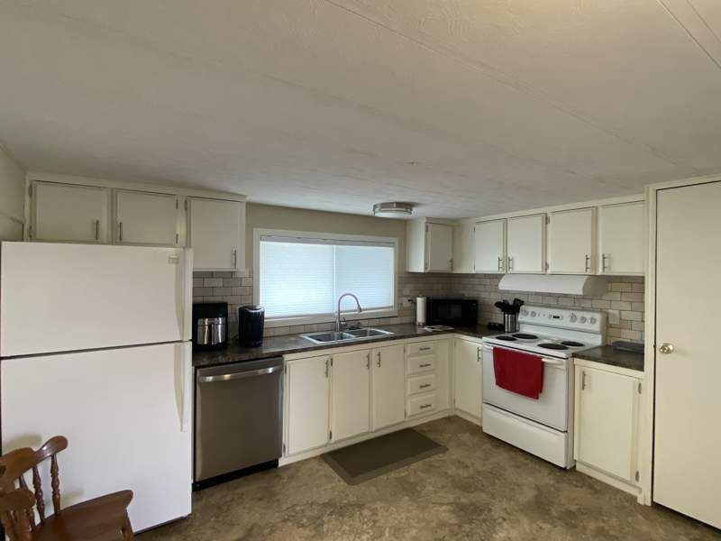 3300 E. Broadway Rd. #10