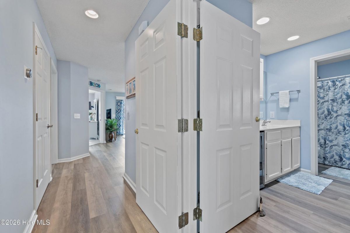 3350 Club Villas Drive