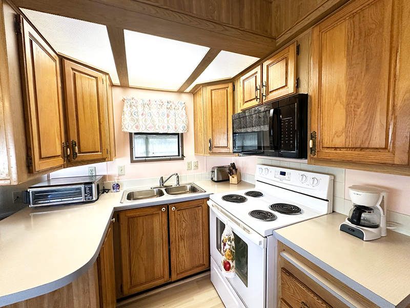 25501 Trost Blvd. 06-21