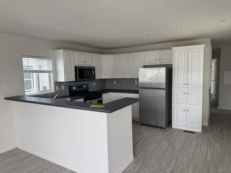 4470 E. Vegas Valley Dr. #140