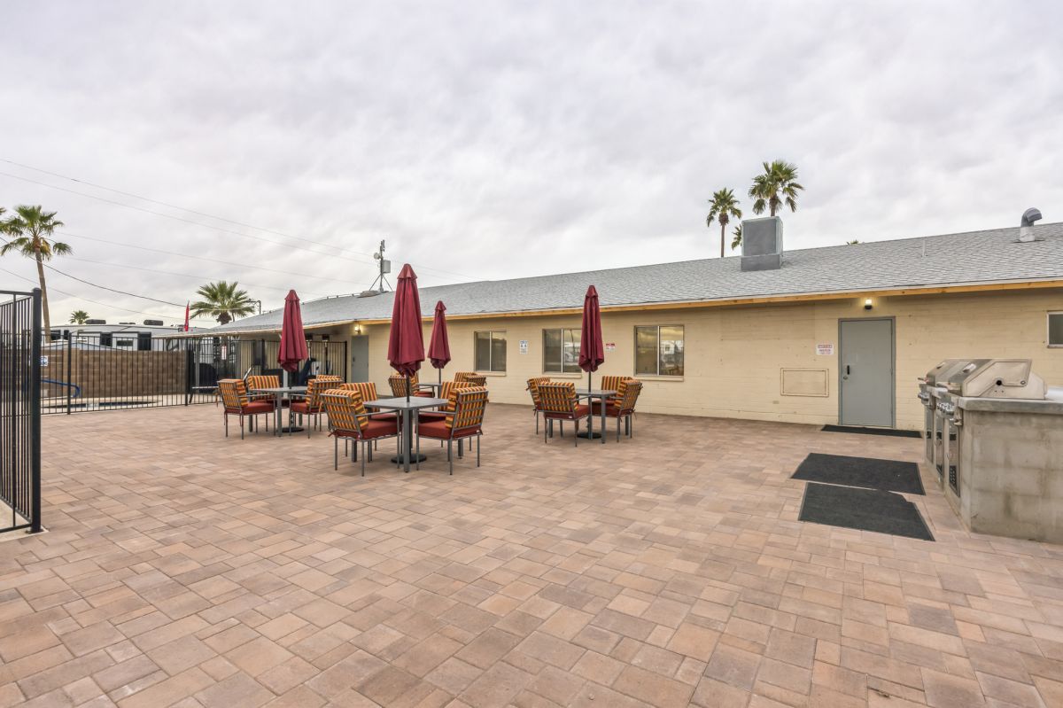 11100 E. Apache Trail #037