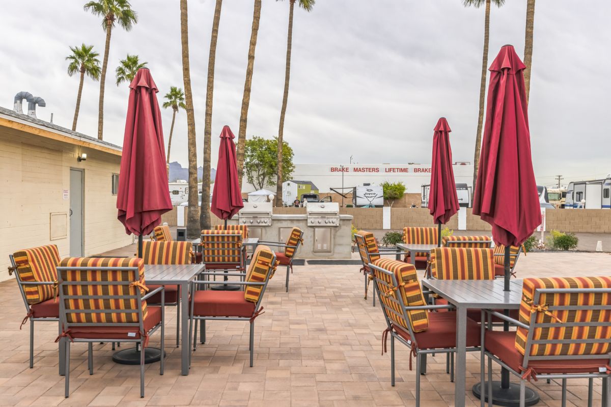 11100 E. Apache Trail #037