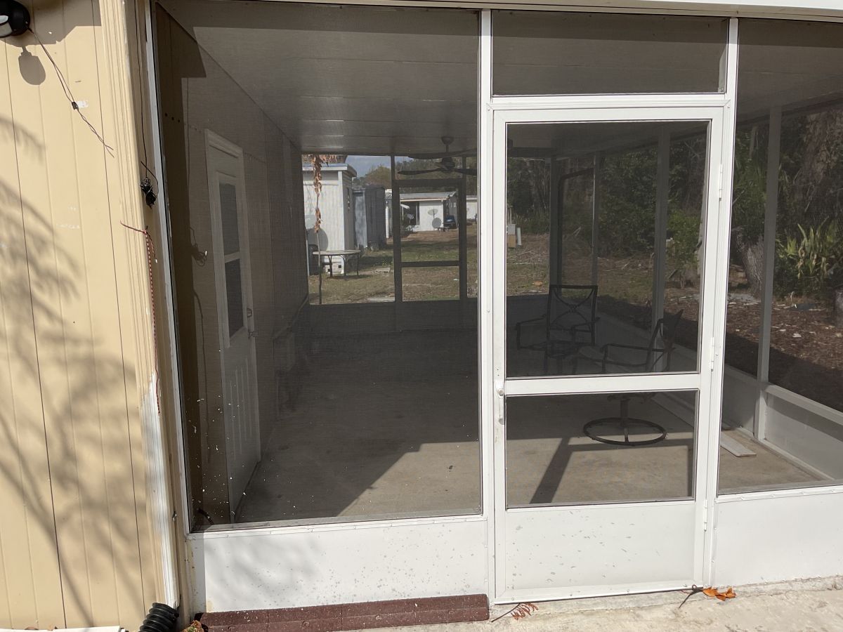 15437 LAKESHORE VILLA DRIVE