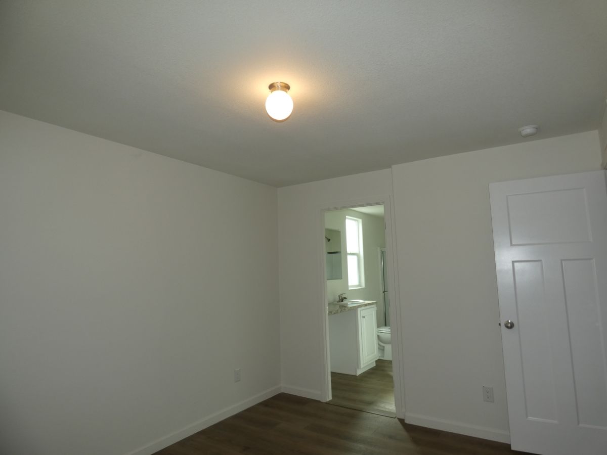 1110 North Henness Rd 2317