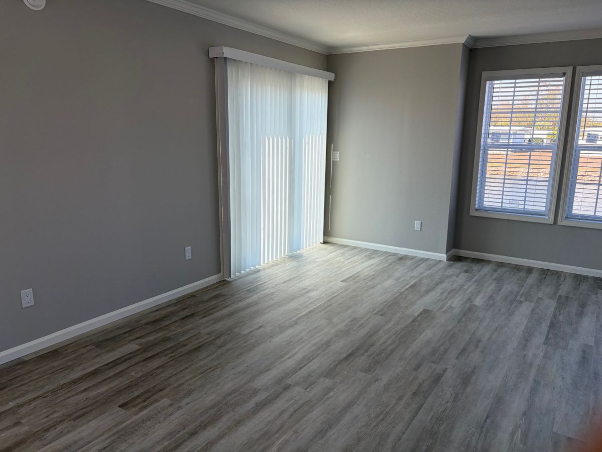 3127 Saralake Dr., North