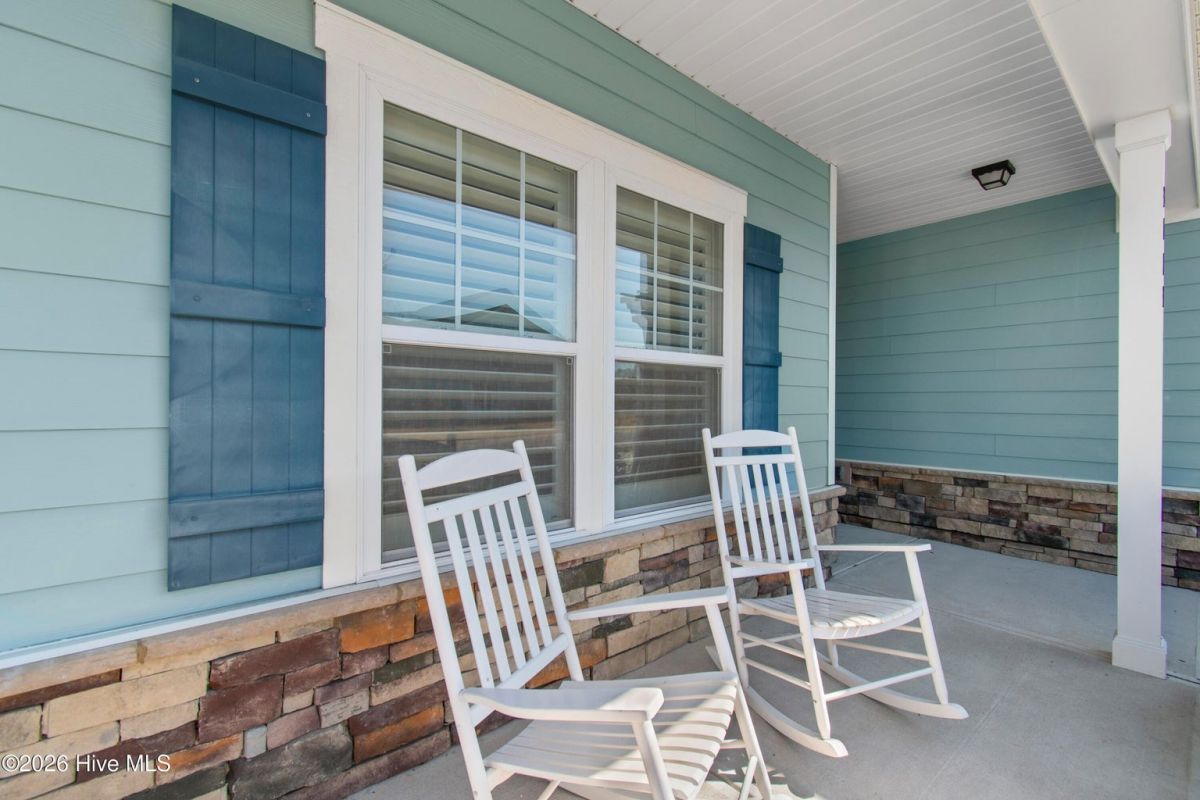 3113 Inland Cove Drive