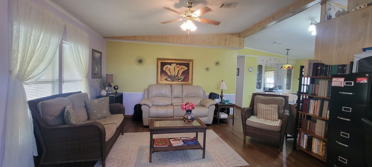 8224 Palm Harbor Way