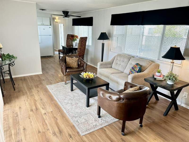 4065 E. University Drive #88