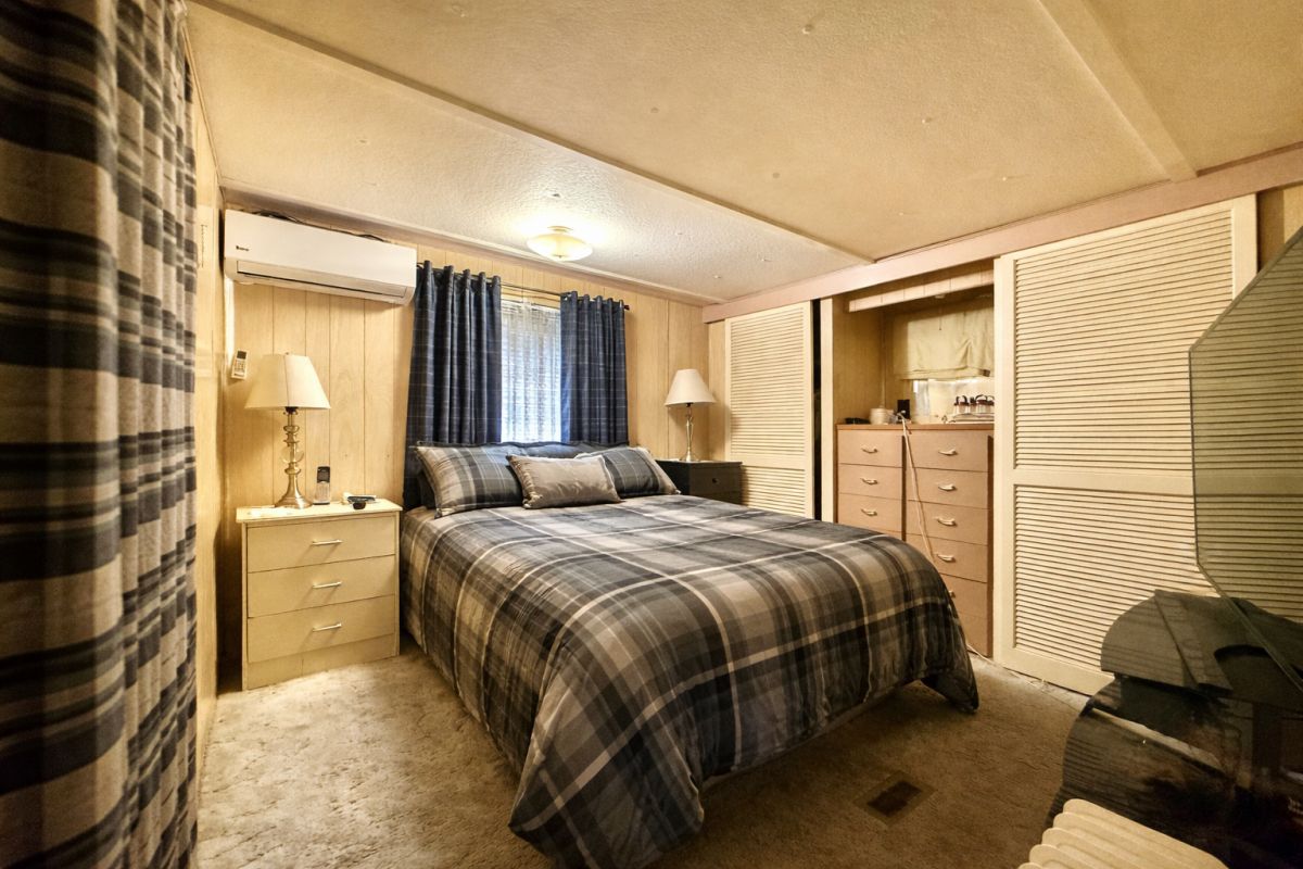 2200 W Wilson St # 088