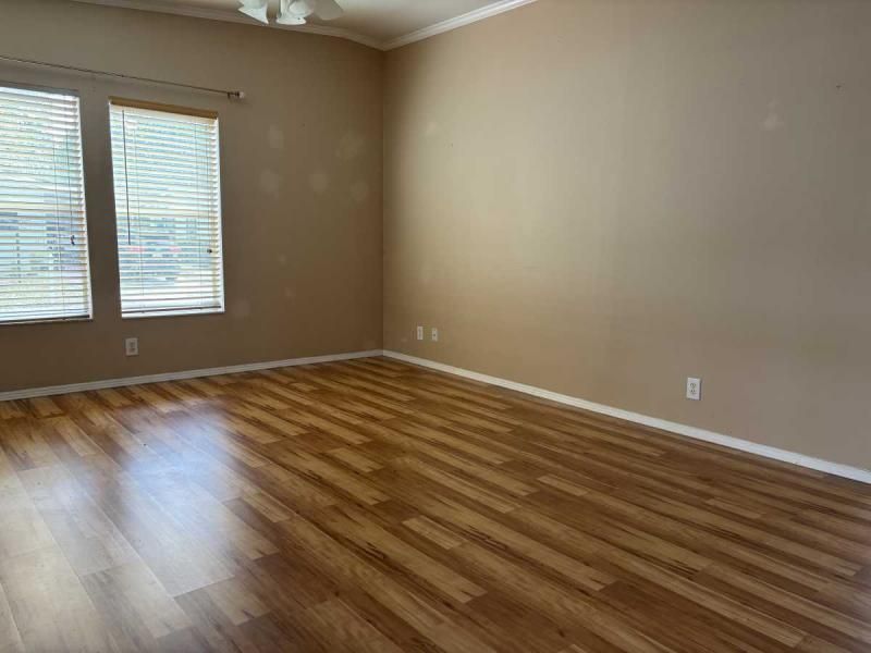 116 Green Forest Dr. #560