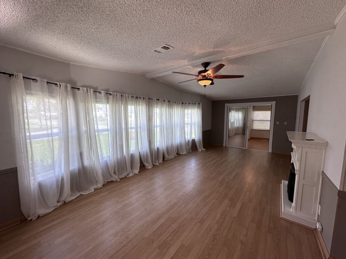 3622 WEST DERRY DRIVE