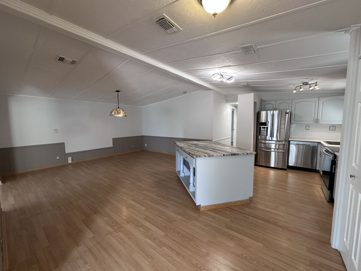 3622 WEST DERRY DRIVE