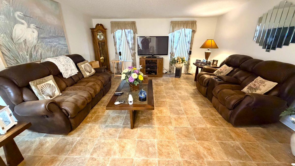 10306 S Hollington Terrace