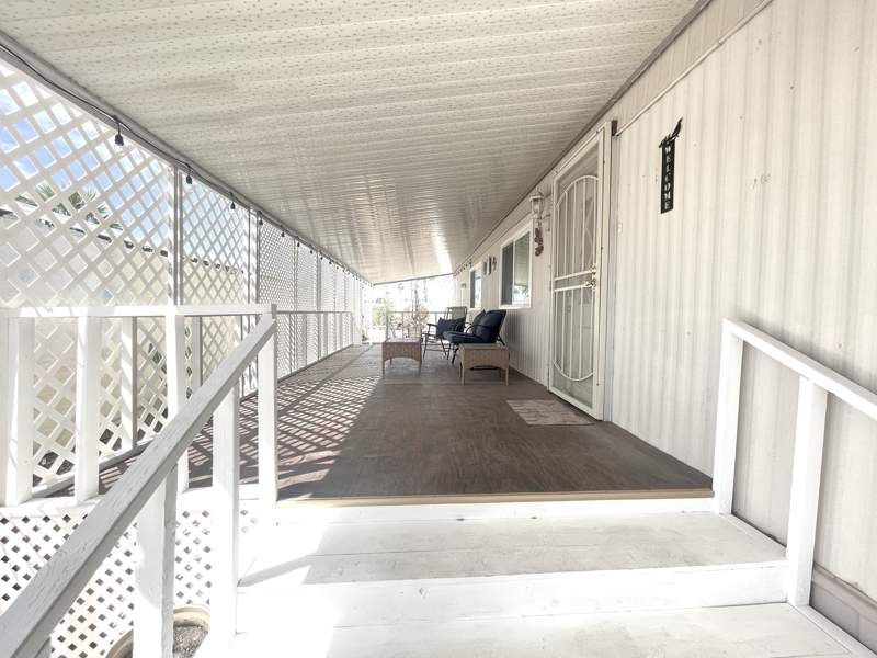 305 S. Val Vista Drive #280