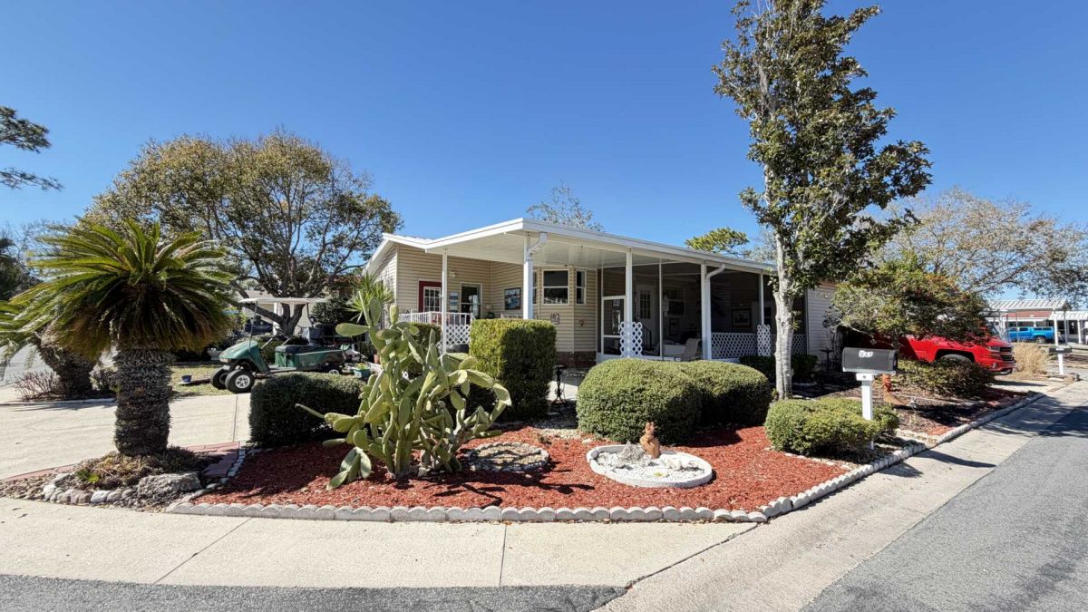 933 SE Lillian St. Lot #511