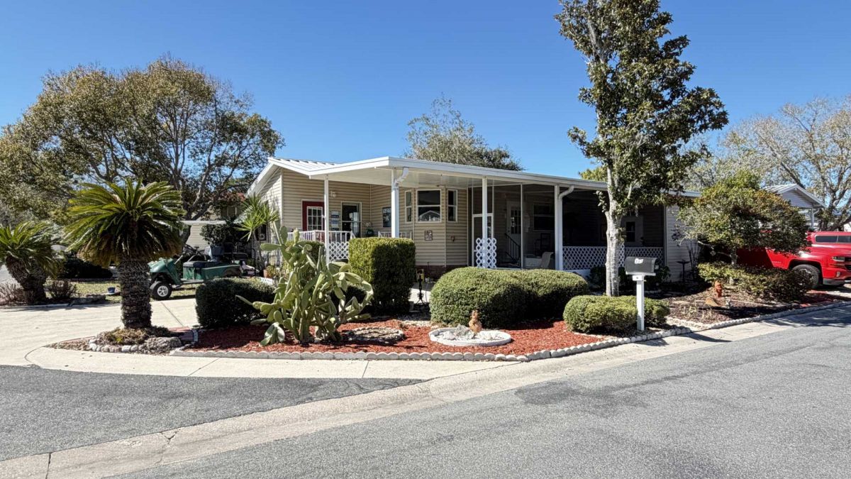 933 SE Lillian St. Lot #511